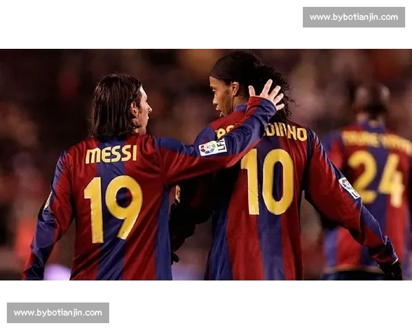 登贝莱晒照致敬梅西:传奇同框,足坛精神的代际传承 登贝莱晒照致敬梅西:传奇同框,足坛精神的代际传承